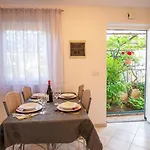 Apartament Lea