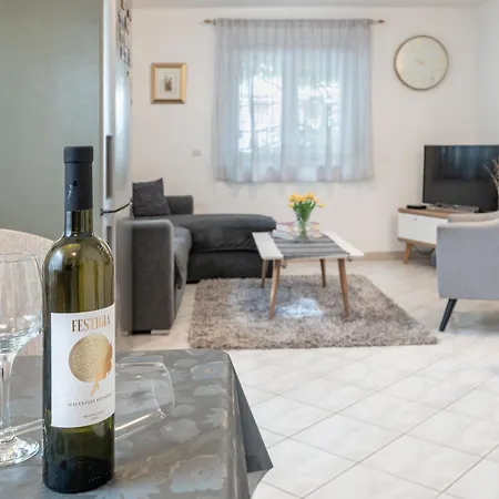 Lea Apartament